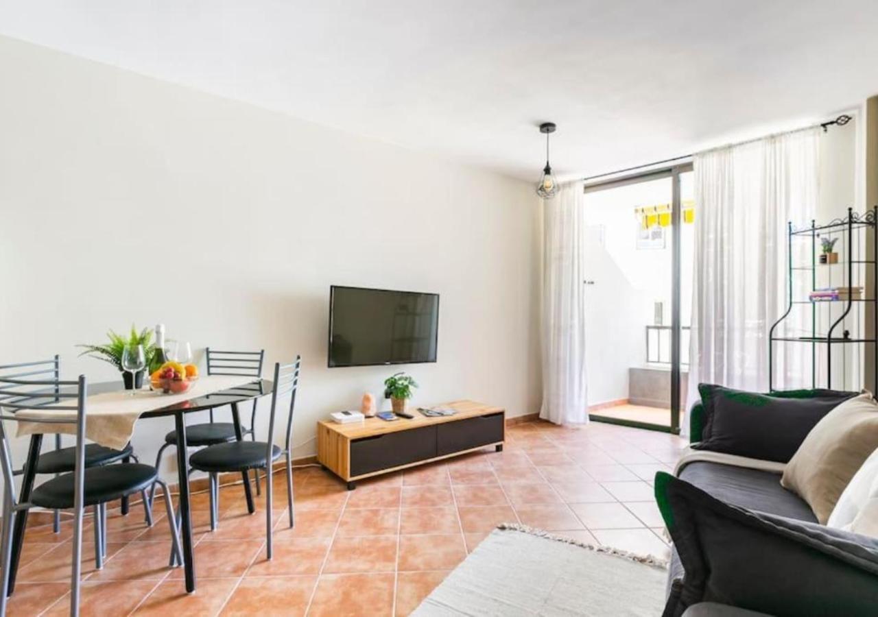 Cosy Apartment In Los Cristianos 5Min To The Ocean Dış mekan fotoğraf