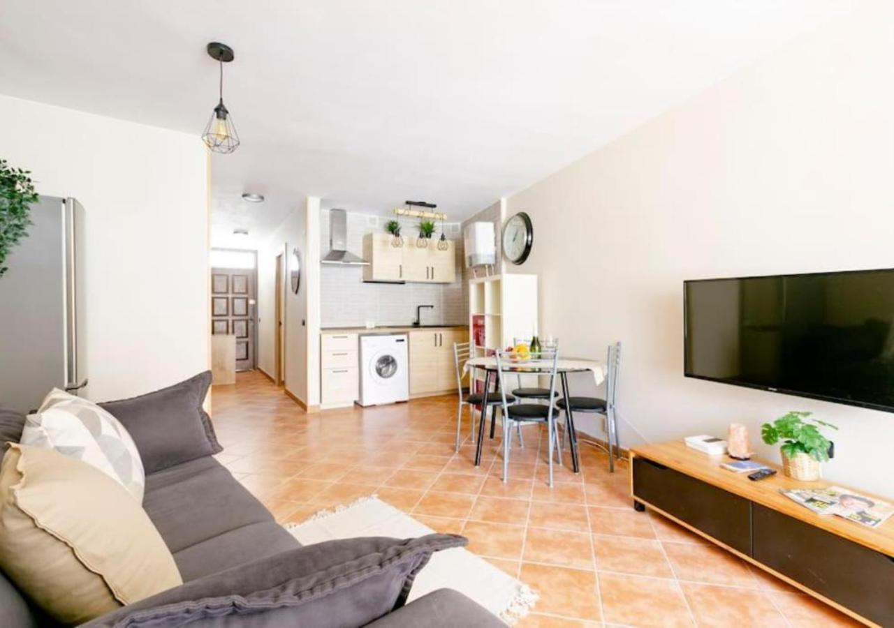 Cosy Apartment In Los Cristianos 5Min To The Ocean Dış mekan fotoğraf